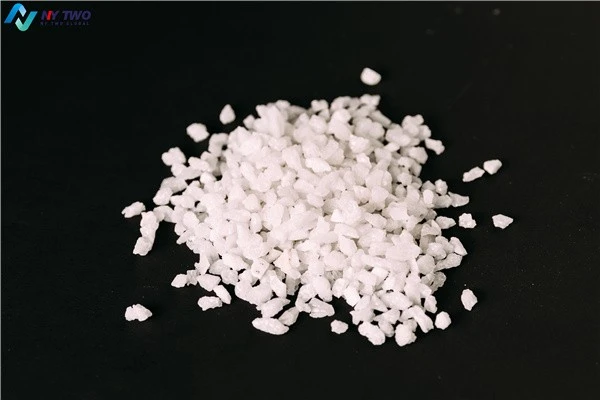 White corundum abrasive accidentally comes into contact with skin White corundum abrasive accidentally comes into contact with skin